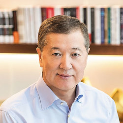 Болат Өтемұратов